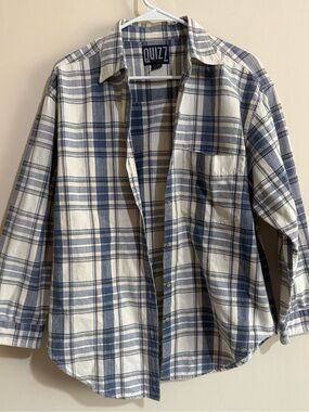 Quizz Woman’s Blue and Cream Plaid Button-Down Shirt